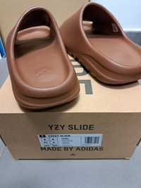 Yeezy slide flax