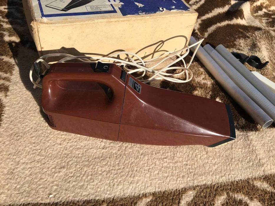 Пилосос автомобільний Шміль 4