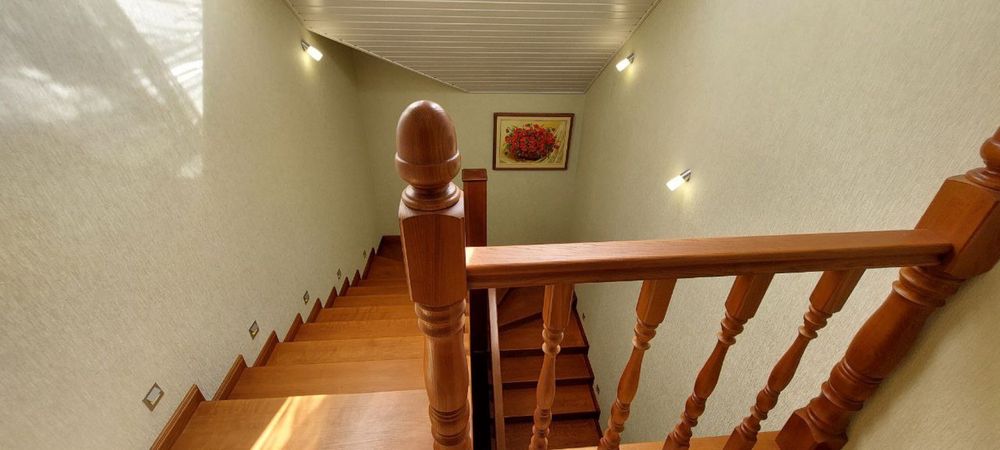 Елітний будинок з розкішним садом в Білоцерківському районі