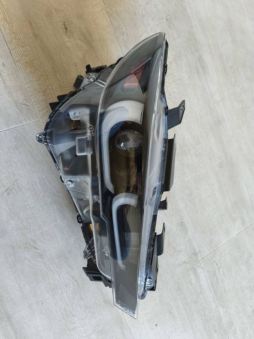 Фара права оригінальна Full Led AFS  Mazda cx-5 USA 2022-2024 рік