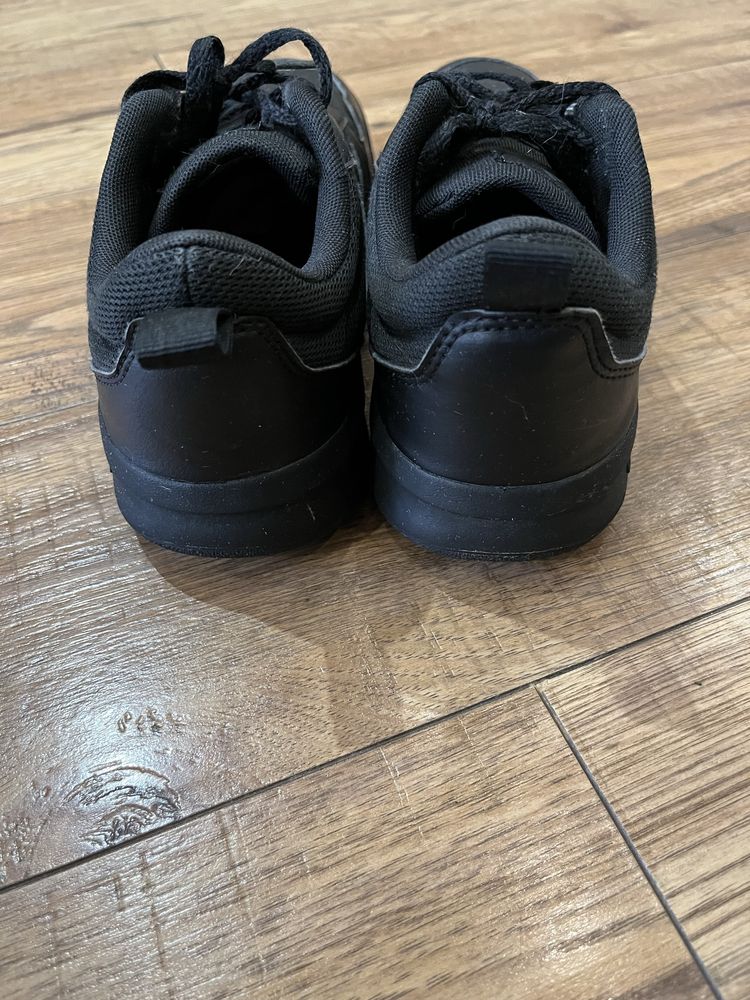 Adidasy czarne 39 1/3