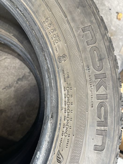 Шины 225/65 R17 Nokian б/у пара зима 6mm U8