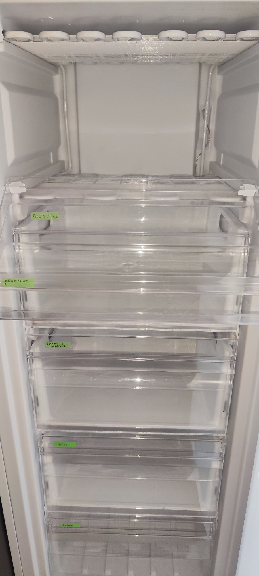 Vendo arca vertical