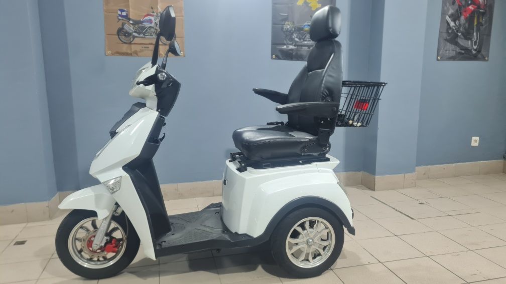Scooter mobilidade reduzida