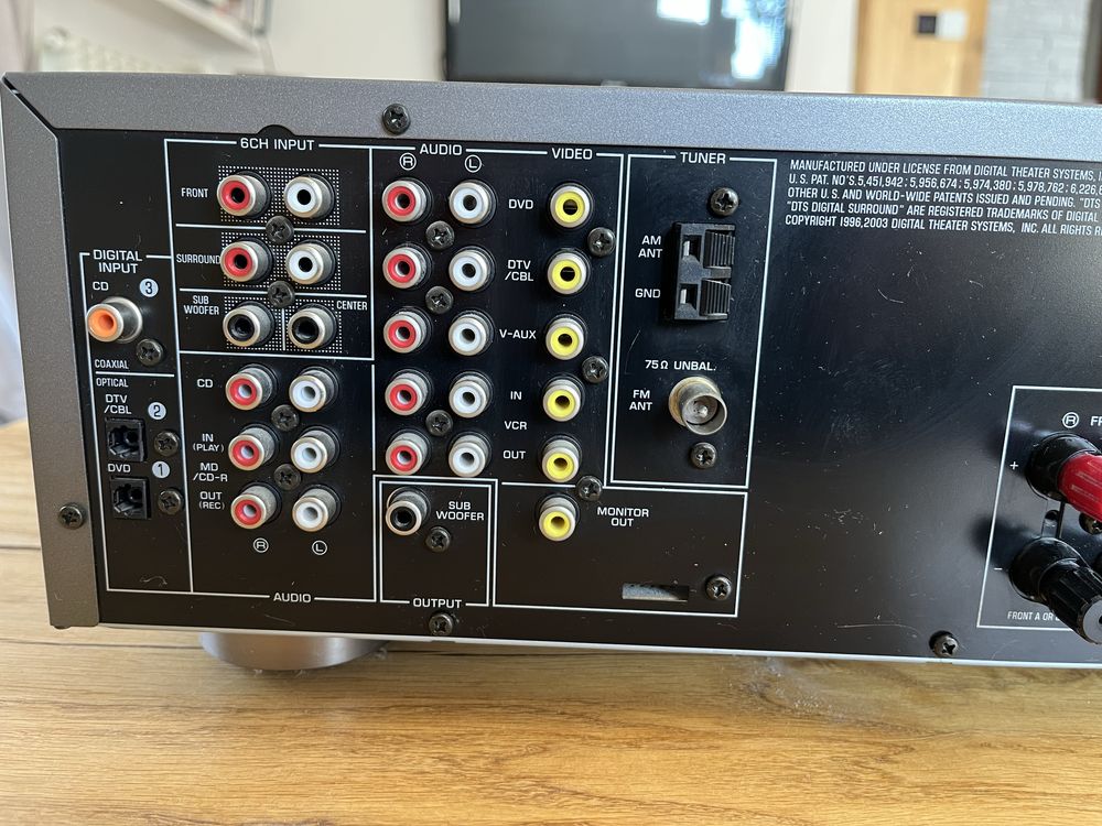 YAMAHA RX-V350 ampituner