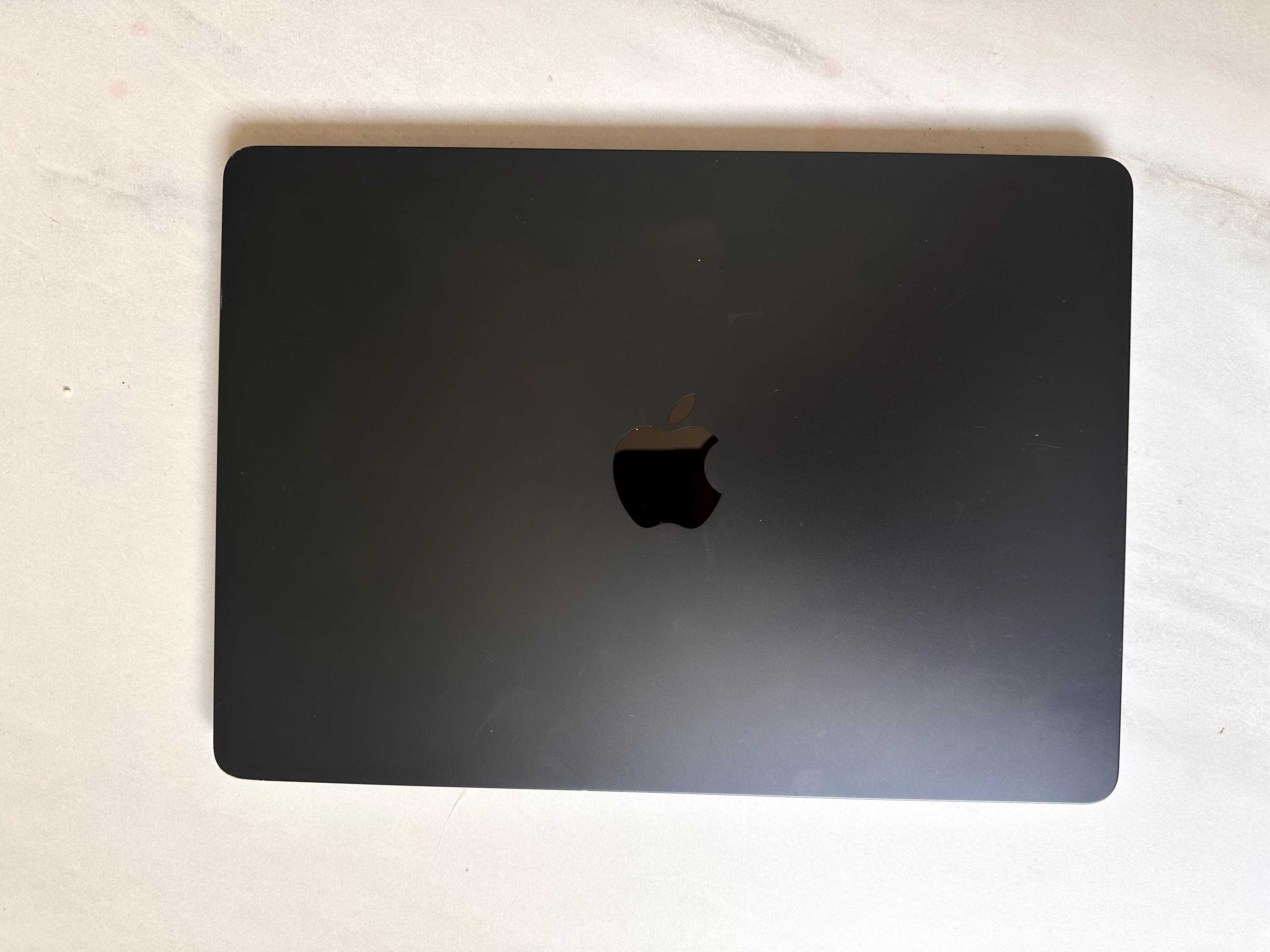 MacBook Air M2 13.6" 16GB/512GB SSD (MLY43ZE/A/R1)