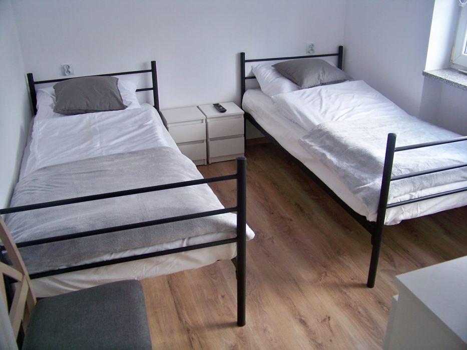 Nowe Noclegi pracownicze, kwatery Wałów Brzeg Dolny Hostel 37 Osób!