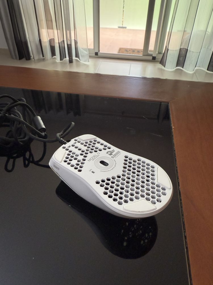 Rato Glorious Model O + Bungee Glorious