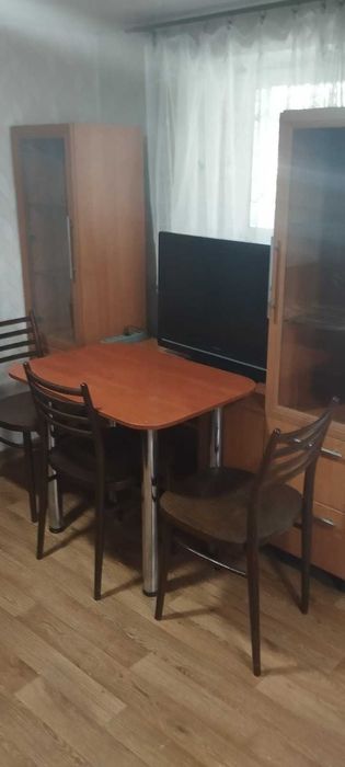 Сдам Времянку на Верхней Хортице (ост.маг."Десятка") Для женщины!