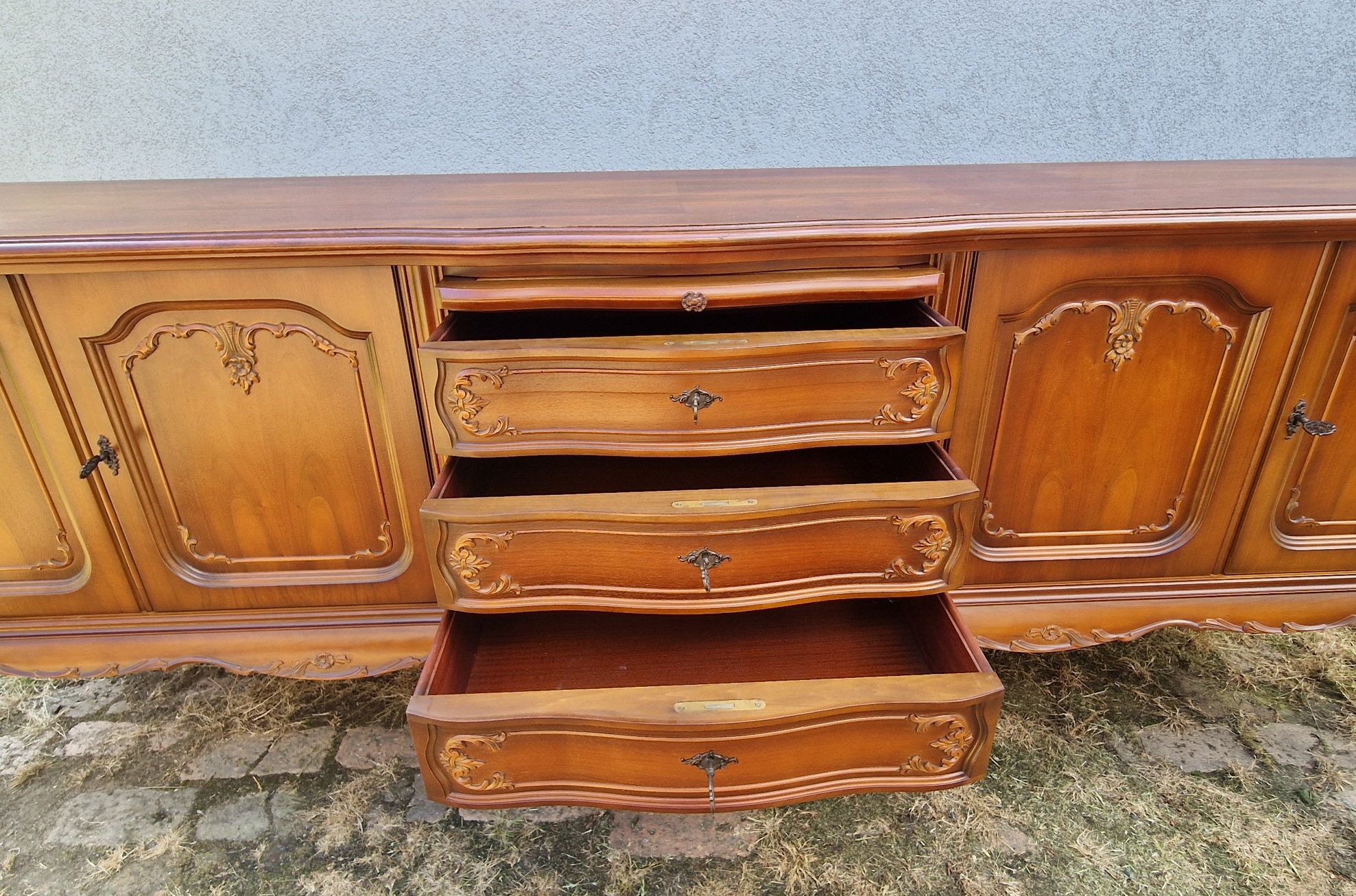 Komoda Ludwikowska/ Chippendale