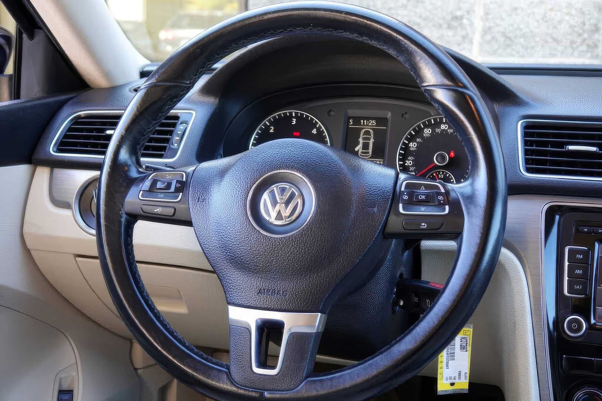2015 Volkswagen Passat 2.0L TDI SE