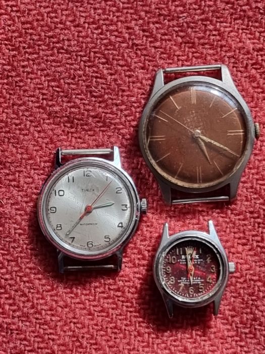 Zegarki do naprawy Timex zeg z NRD  I INNY
