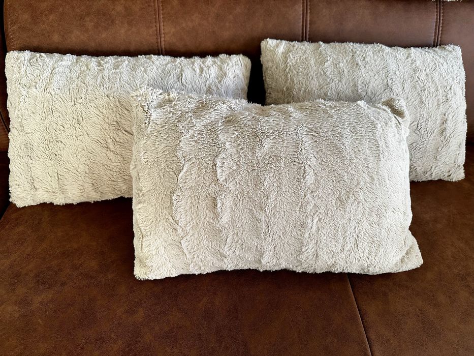 Zestaw 3 poduszek 35x50 w kolorze ciepły szaro-beżowy