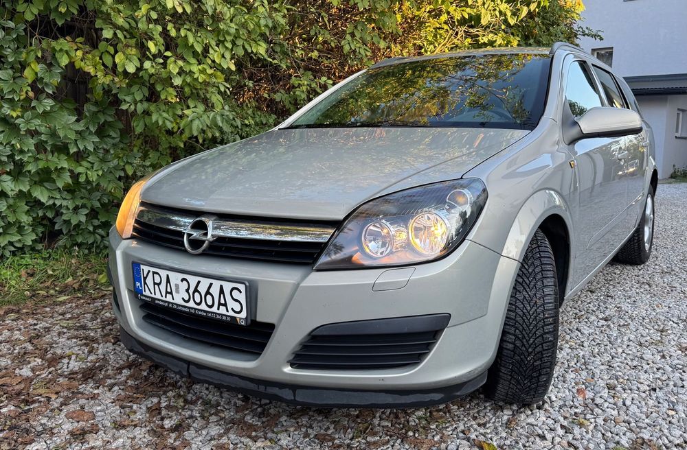 Opel Astra Nowy rozrząd, nowe opony, auto bez wkładu