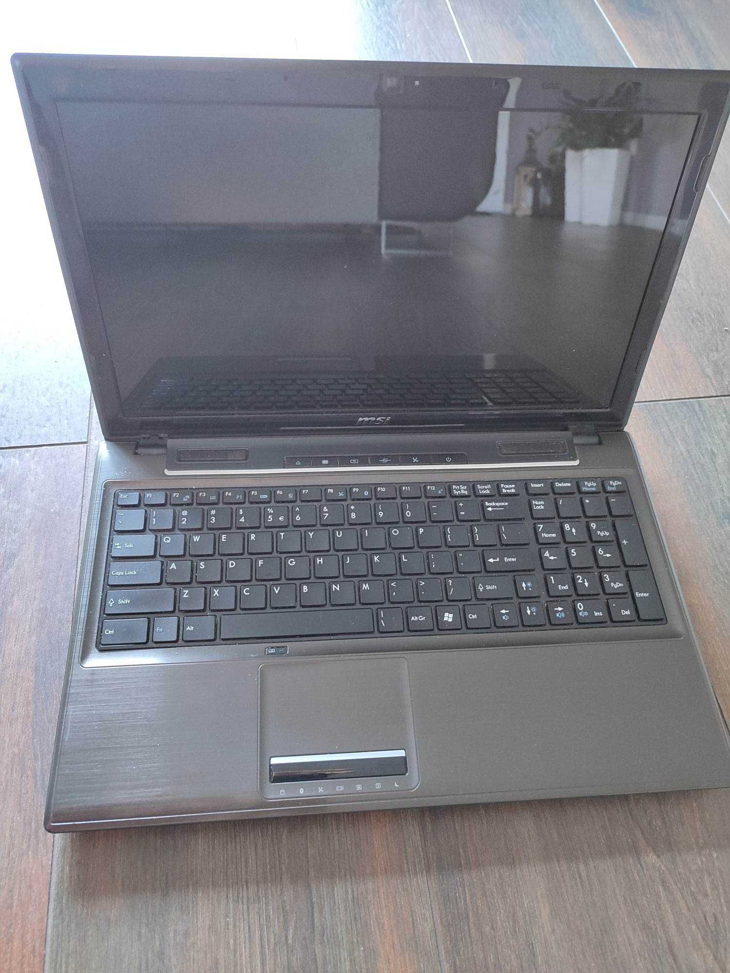 Laptop MSI MS-16GB