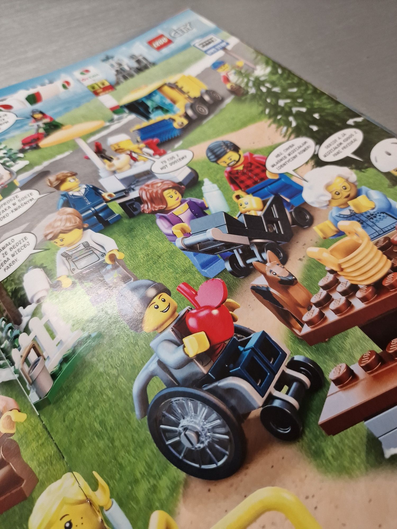 Lego książeczki i gazetki 8szt.