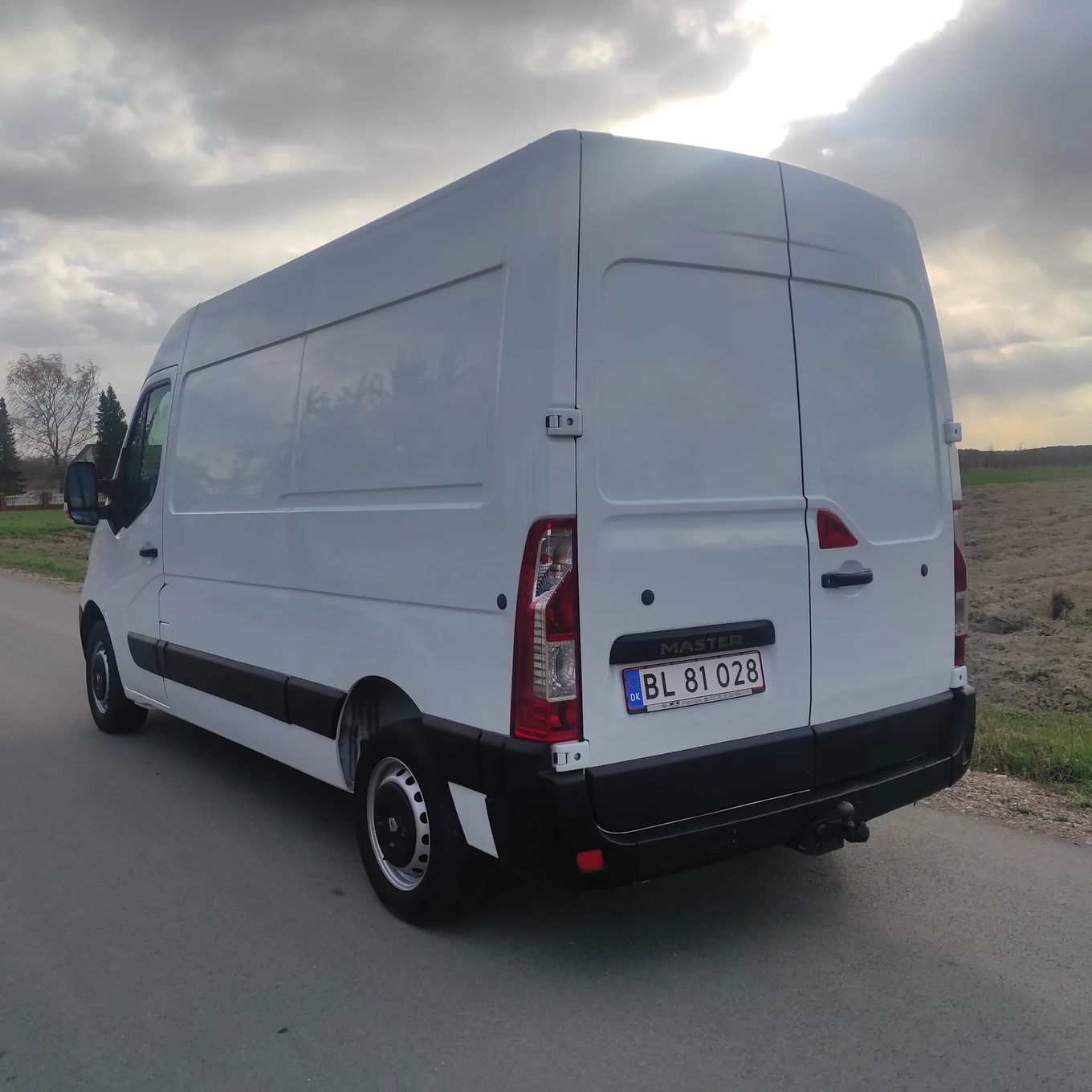 Renault Master  2.3 2017rok, L2H2, Klima, Tempomat, Webasto, Bardzo Ładny.
