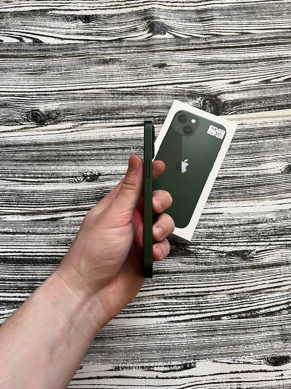 iPhone-- 13--128