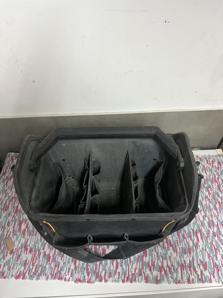 Mala toughtbuilt L tote