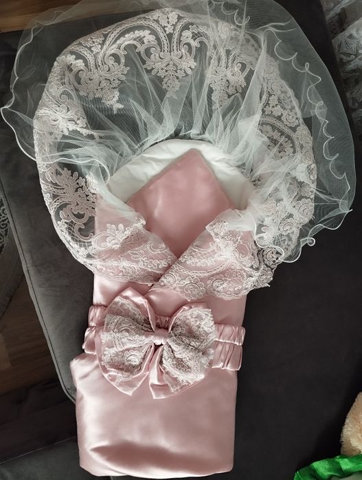 Конверт на виписку для дівчинки