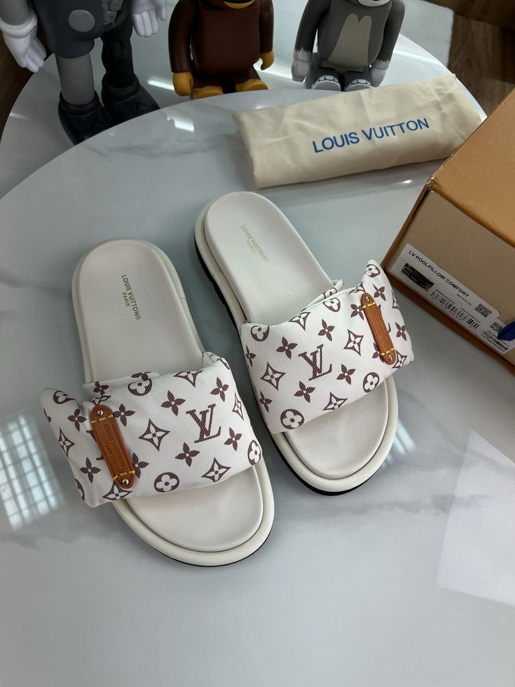 Тапочки Louis Vuitton LV Beige Monogram logo