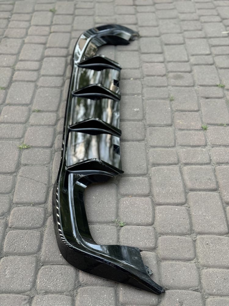 VW Volkswagen Golf 8 VIII R R-Line Spoiler Dyfuzor Zderzak Tylny Tył