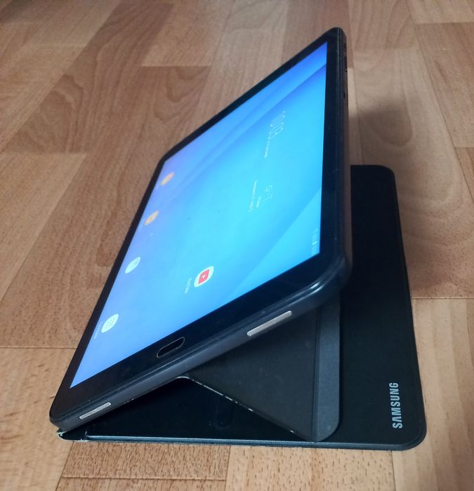Планшет 10.1'' Samsung Galaxy Tab A SM-T580. б/у.