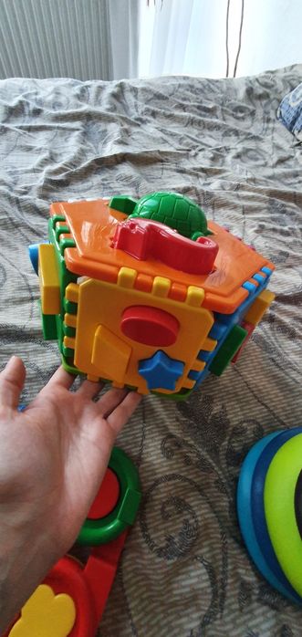 Развивающие игрушки