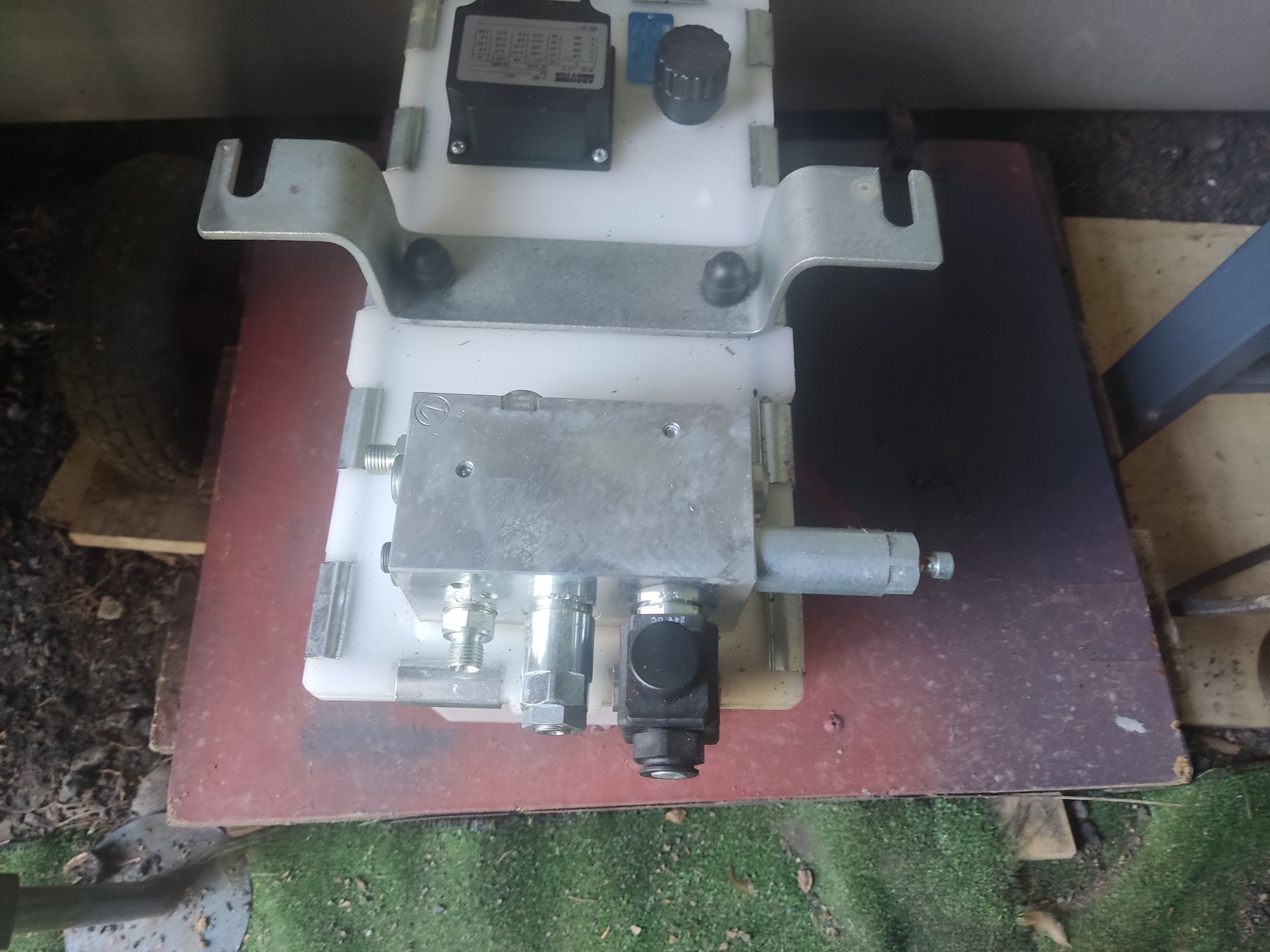 agregat hydrauliczny pompa  śiłownik prasa  075. kw 380 v