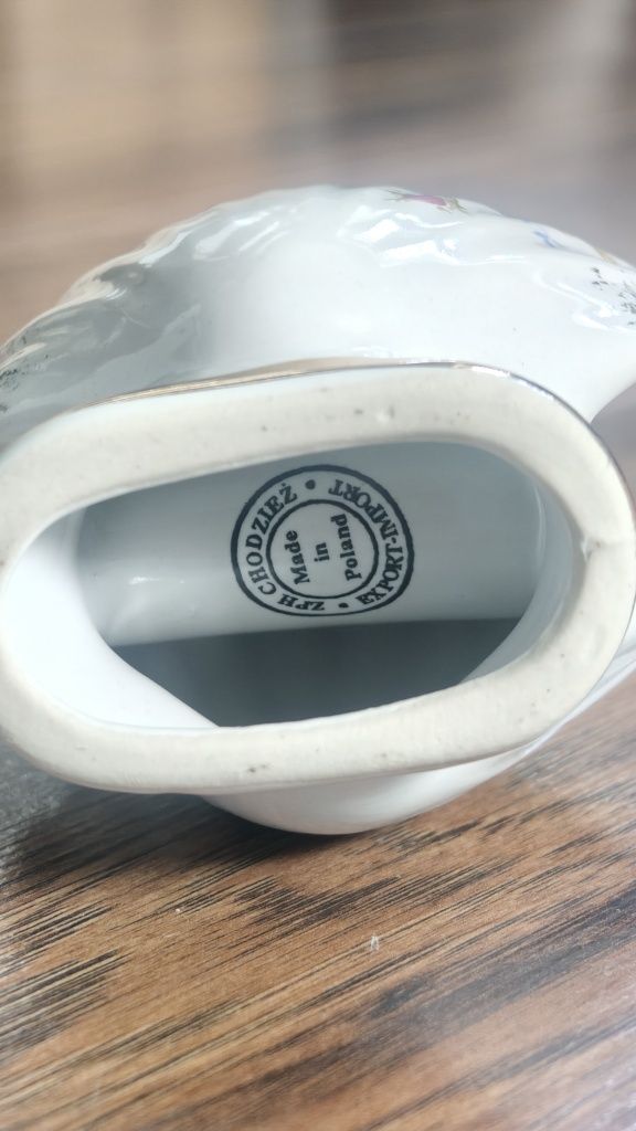 Serwetnik muszla ZPH Chodzież porcelana z różą