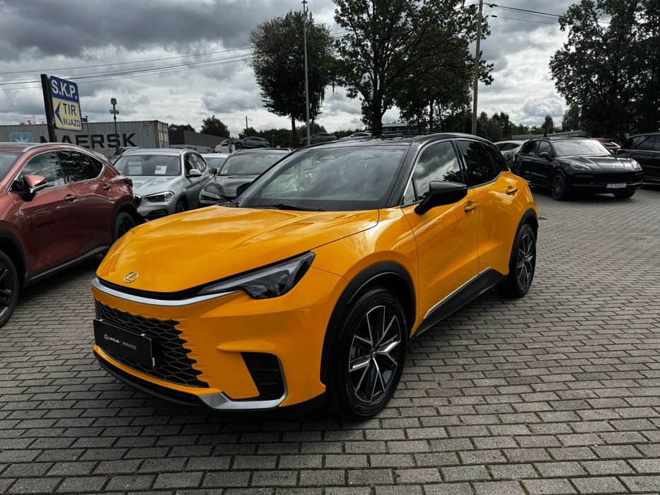 Lexus LBX LEXUS LBX Rata już od 1414 zł netto w KintOne