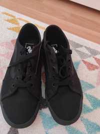 Trampki dziewczęce Vans 38,5