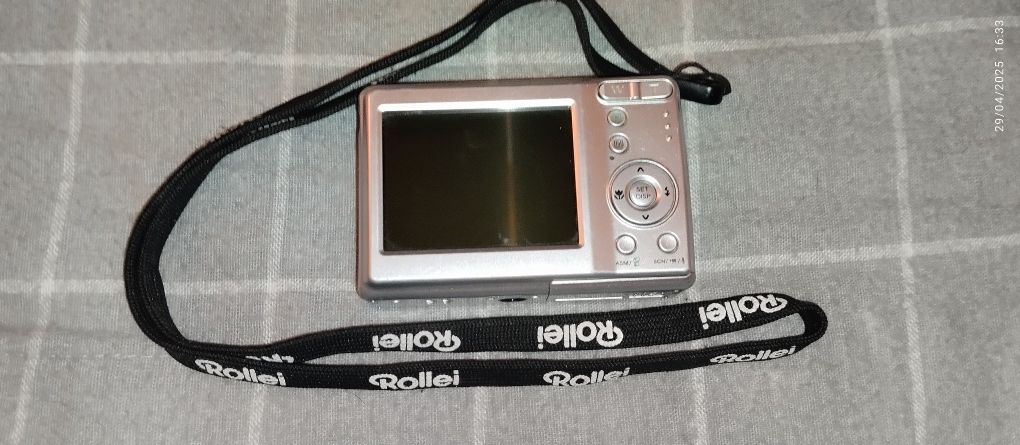 Máquina fotográfica Rollei
