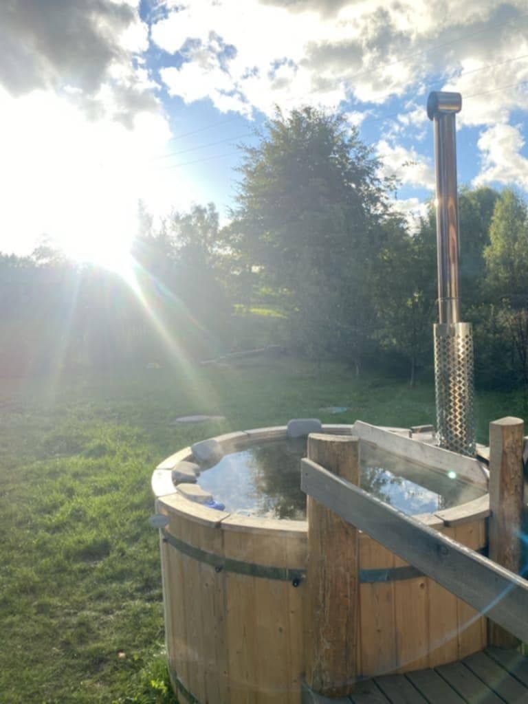 Duży domek letniskowy z balią – jezioro, plaża, kajaki – Tęczyn