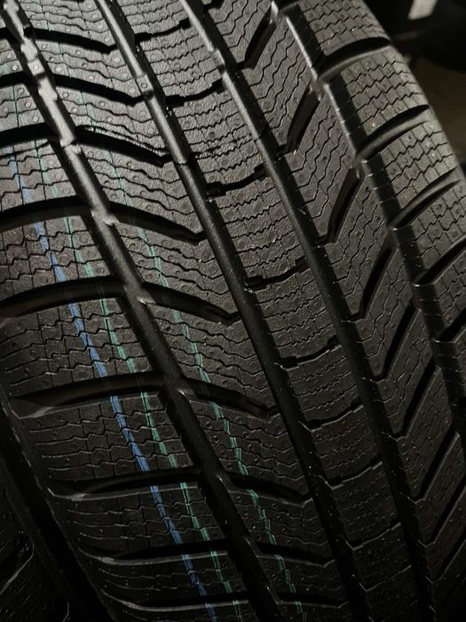 235/55/18 R18 Continental WinterContact TS870P 4шт нові зима