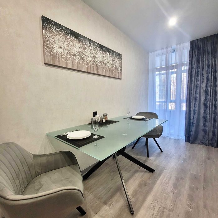 ApartPoltava  НОВІ апартаменти подобово біля КАШТАНОВОЇ алеї 2025