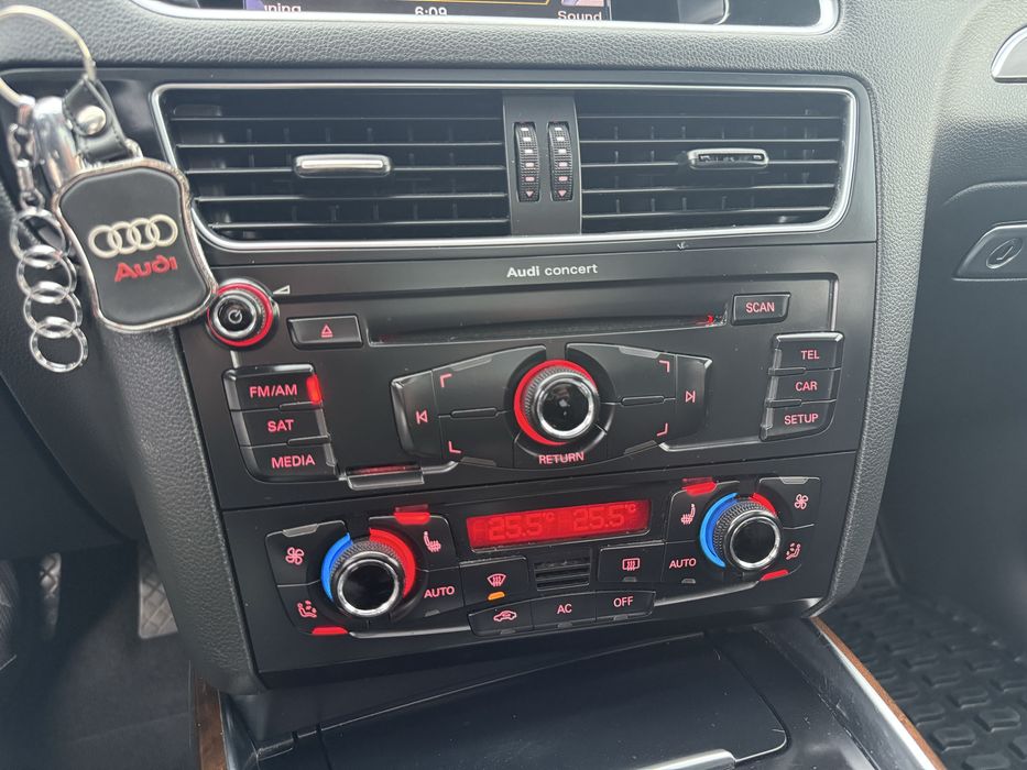 Audi Q5 Рідна фарба / Автомат