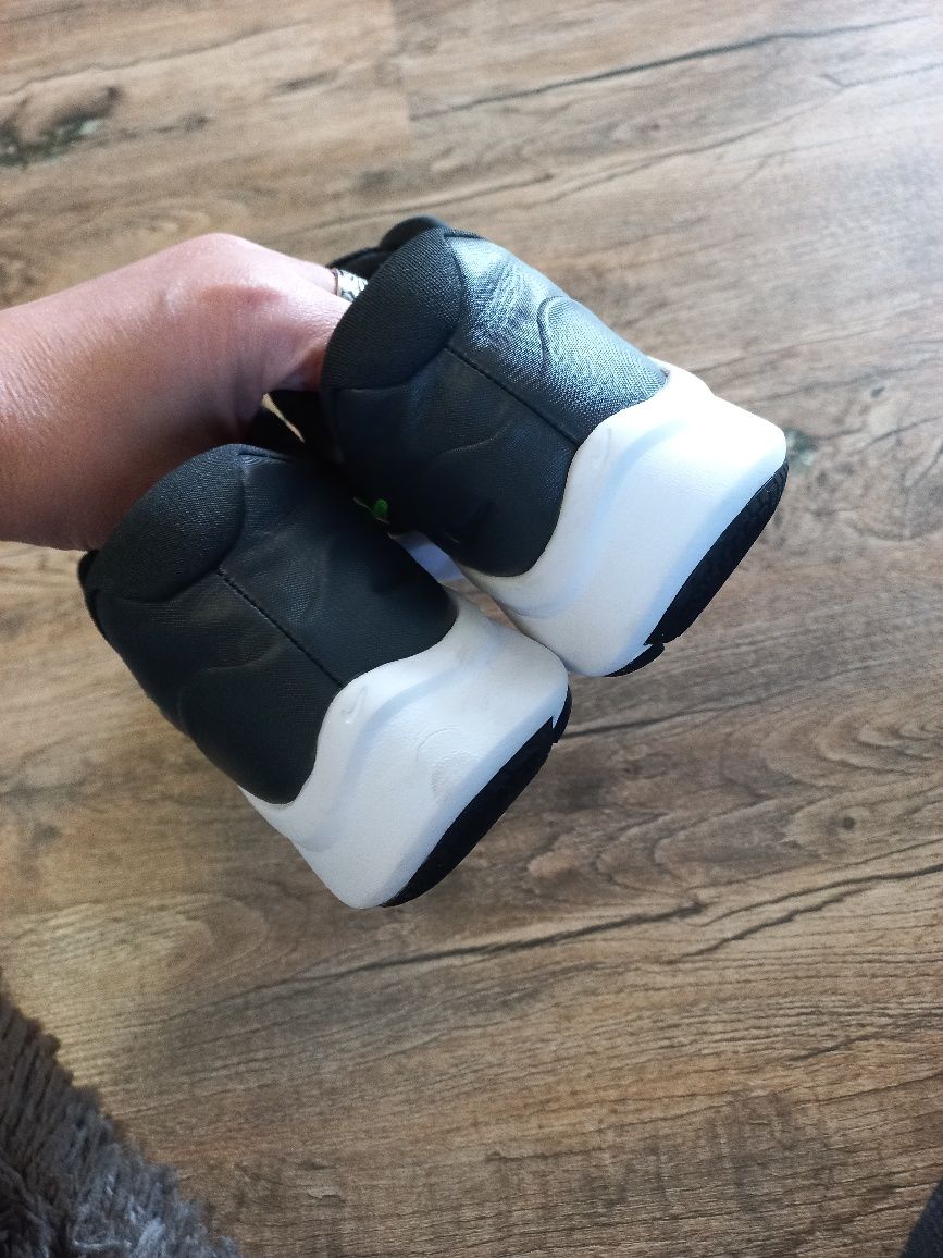 Кросівки Nike STARRUNNER 38 р в см 24.5
