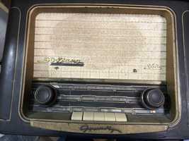Grundig radio antigo