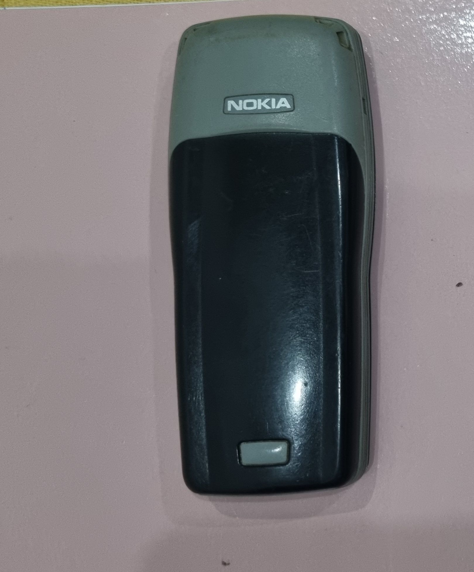 Telémovel Nokia Antigo
