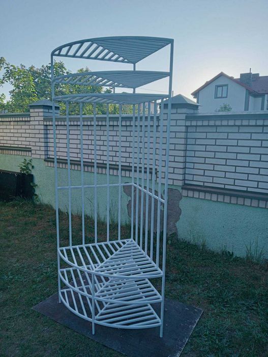 Вішалка металева