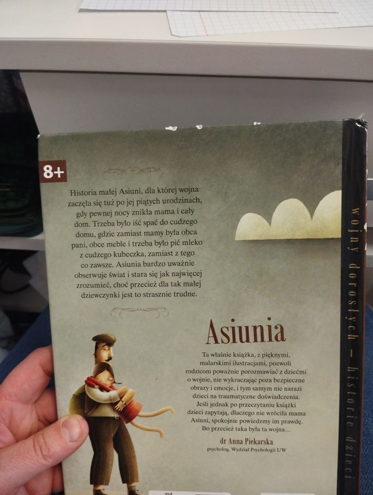 Asiunia lektura twarda oprawa