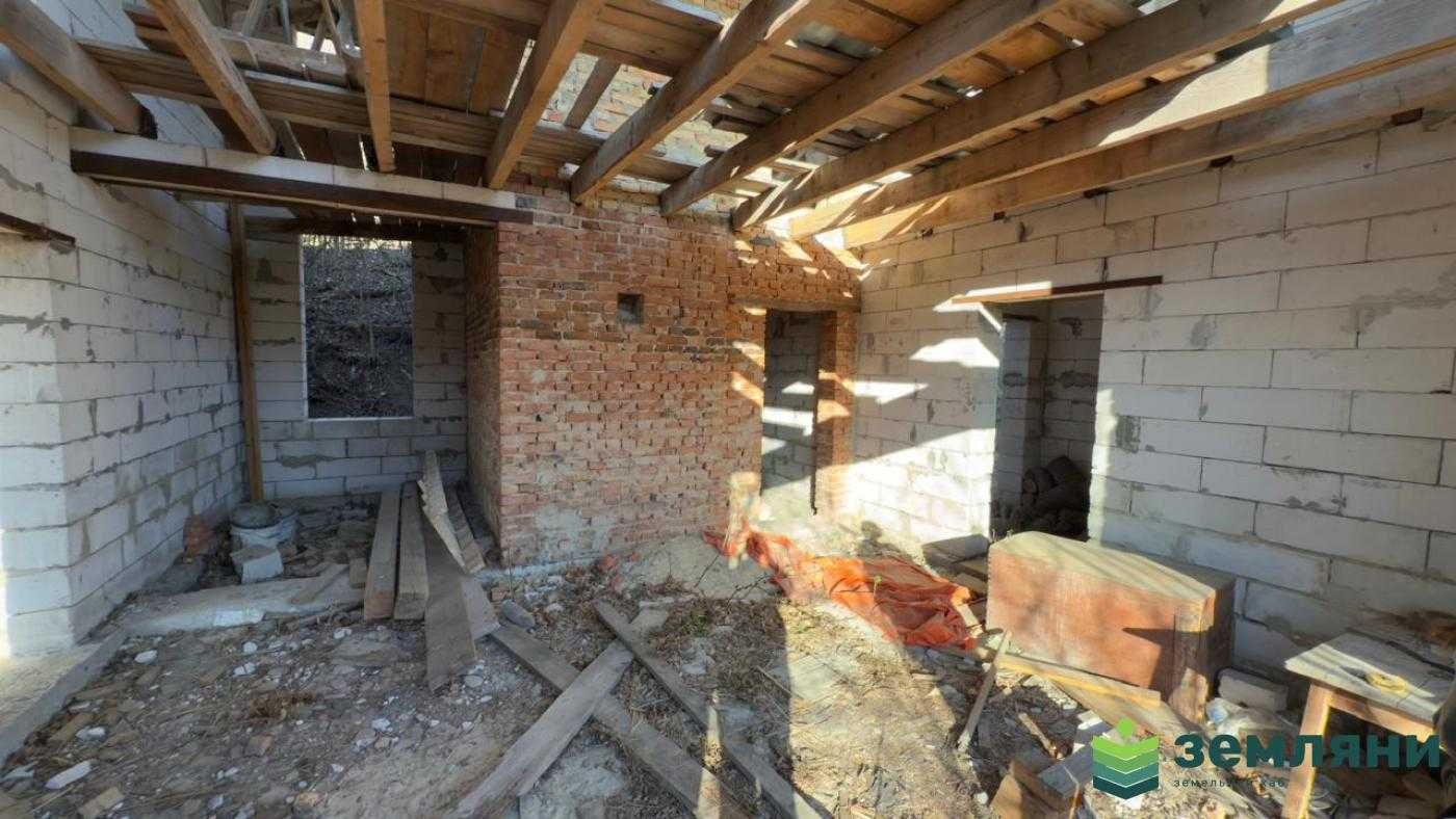 Продається будинок в с.Підлужжя