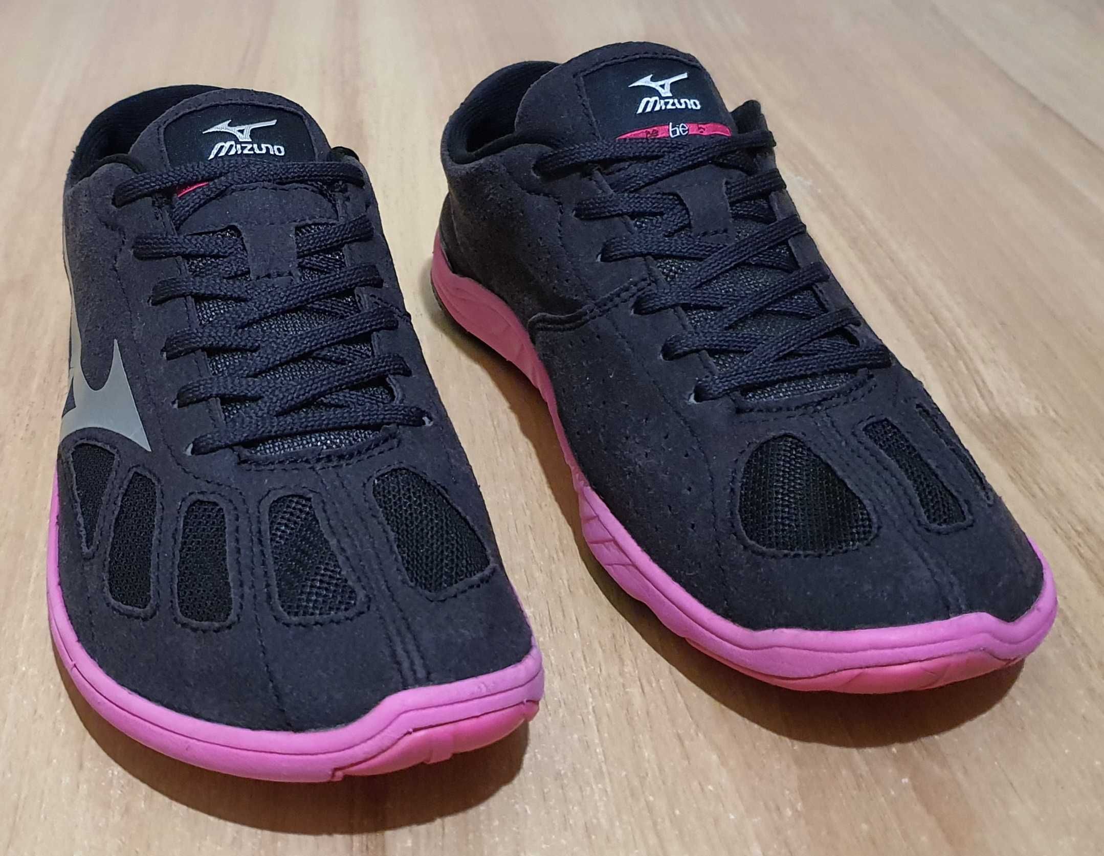 Кросівки Mizuno Be 38.5 розмір