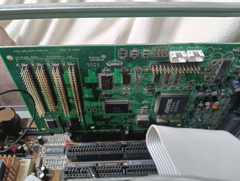 Stary komputer AT Pentium 120 ISA, 32 MB RAM,, OPL