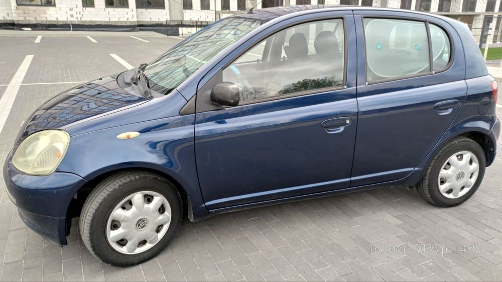 Toyota Yaris Тойота Яріс