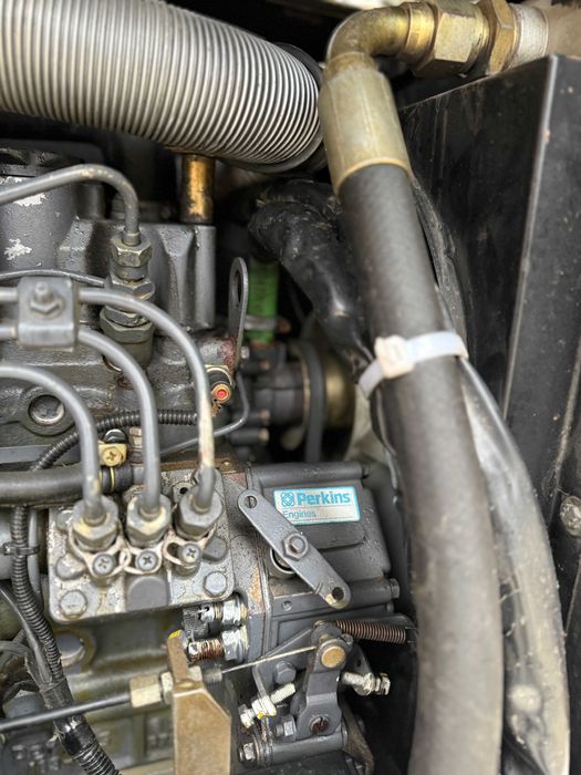 Minikoparka MACMOTER 1995, silnik Perkins 3, masa 1.5 tony