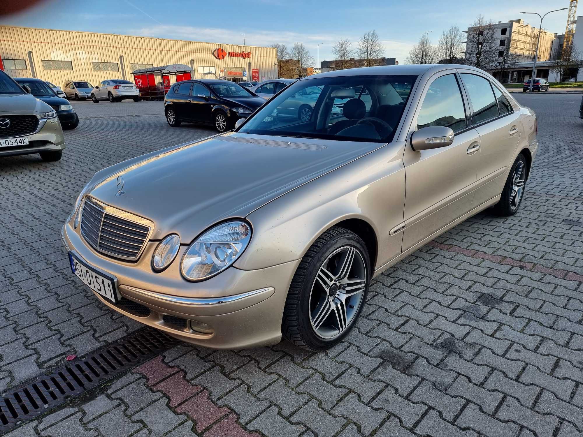 Mercedes E270 , 2002