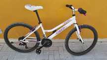 Bicicleta menina