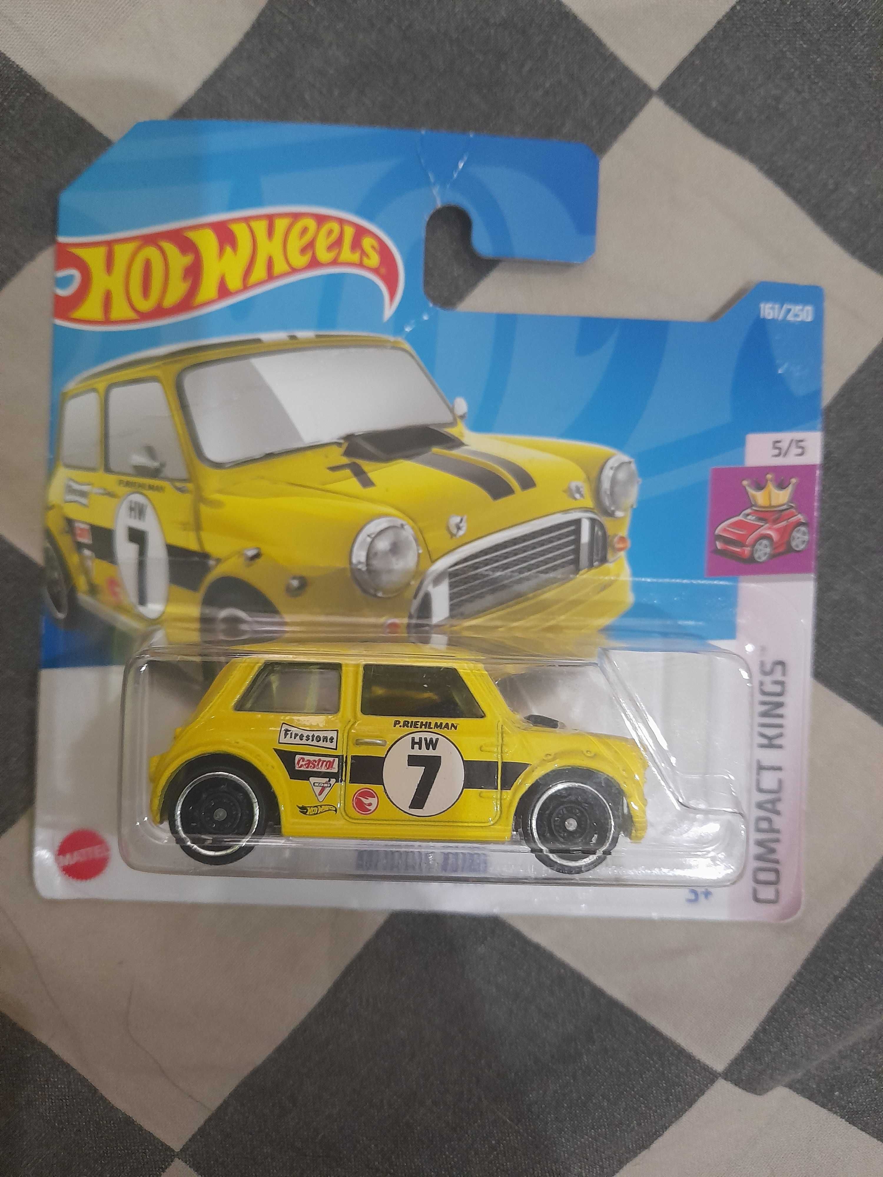 Машинки hot wheels(хотвилс)